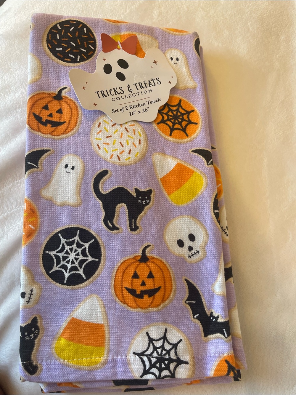 NWT 2 pc Halloween Kitchen Towel Set/Black Cat/Ghost/Candy Corn/Spooky/Purple
